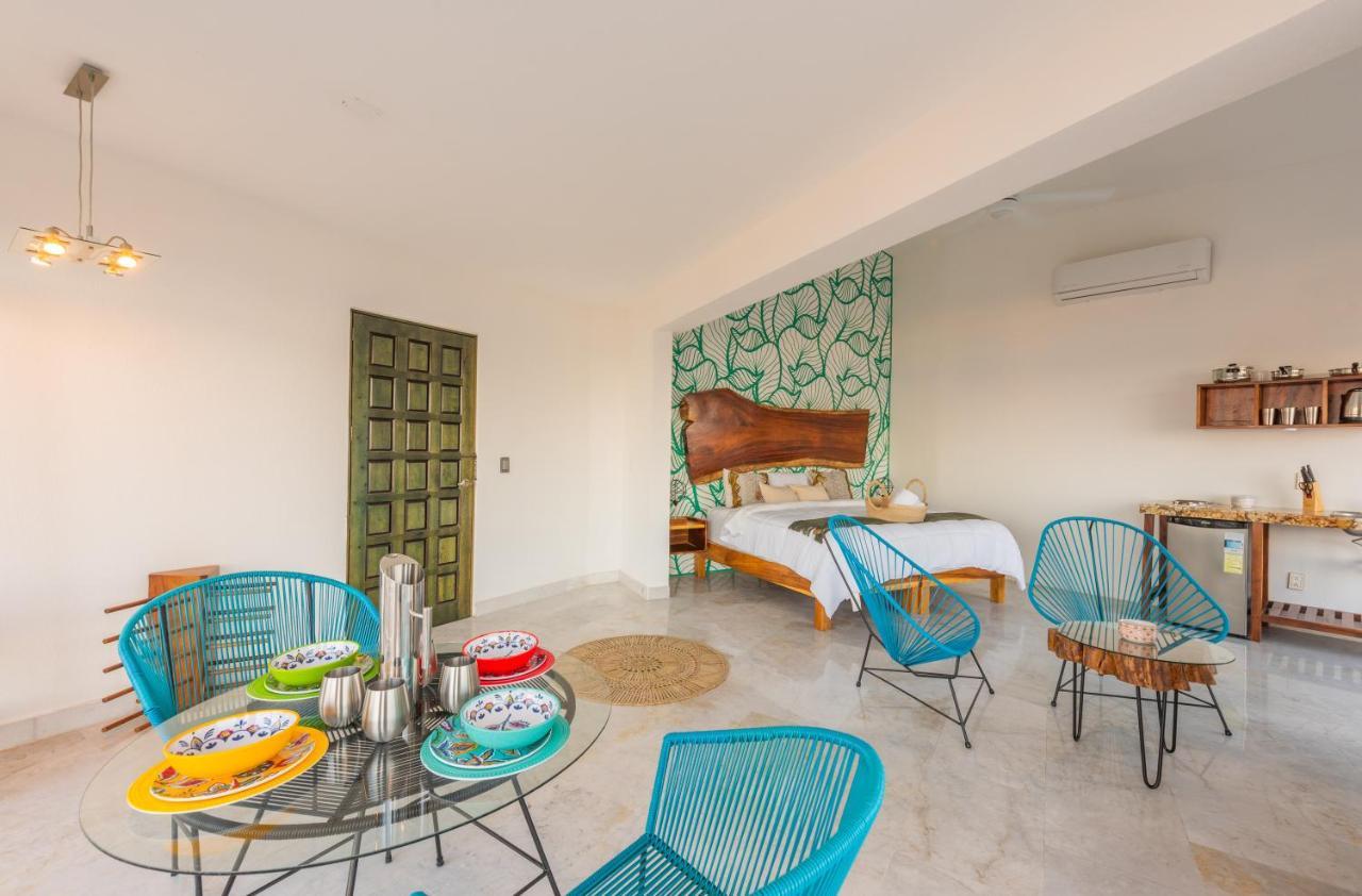 La Casa Blanca Aparthotel Puerto Vallarta Exterior foto