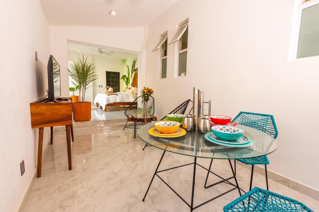La Casa Blanca Aparthotel Puerto Vallarta Exterior foto